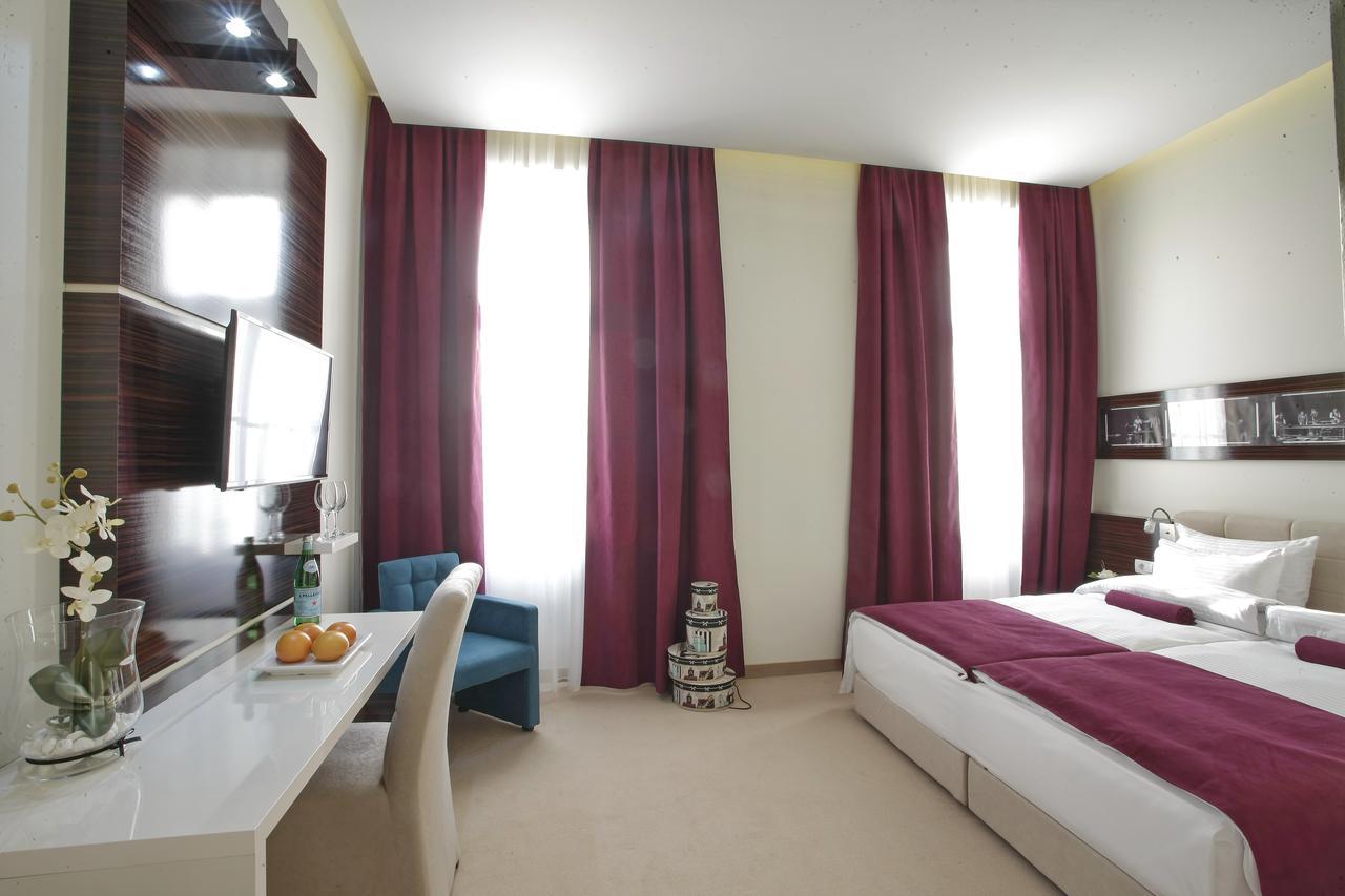 Hotel Theater Belgrade Garni Eksteriør bilde