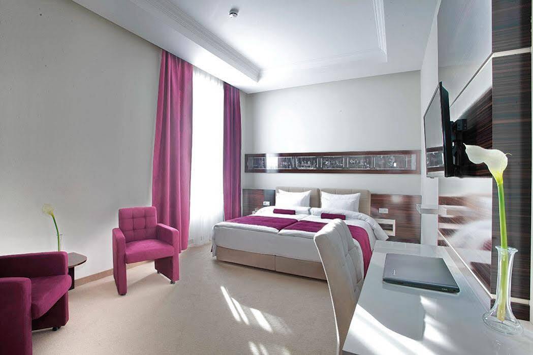 Hotel Theater Belgrade Garni Eksteriør bilde